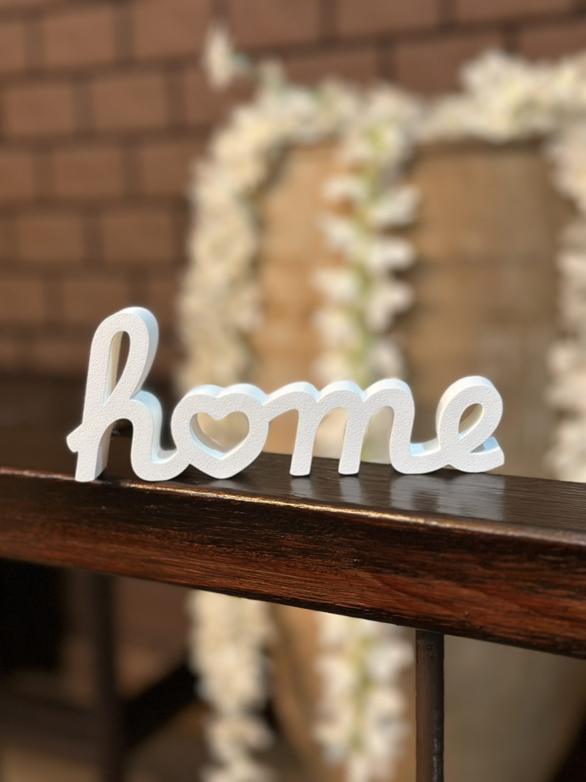 Home Yazılı Dekoratif Obje 16x4cm – 3D Baskı Minimal Ev Dekoru Masa ve Dresuar Süsü